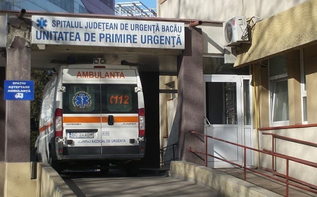 Bacău: Șefa Secției Psihiatrie de la SJU, asistenta șefă și un asistent medical, acuzați de luare de mită