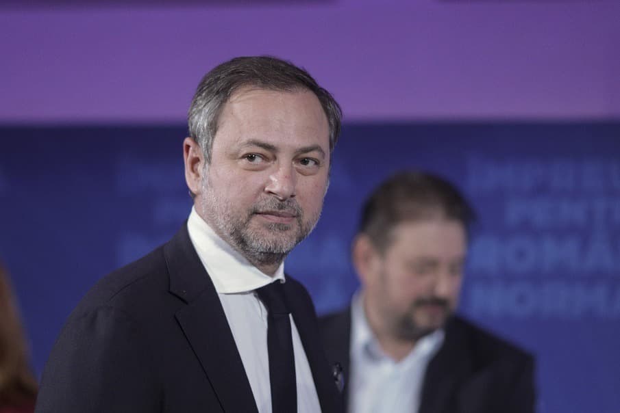 Dan Motreanu (PNL) susține că PSD și AUR au interese comune: „Sunt două fețe ale aceluiași sistem politic” / ”Dacă dărâmă Guvernul împreună, să formeze Guvernul împreună și să răspundă direct pentru consecințe””