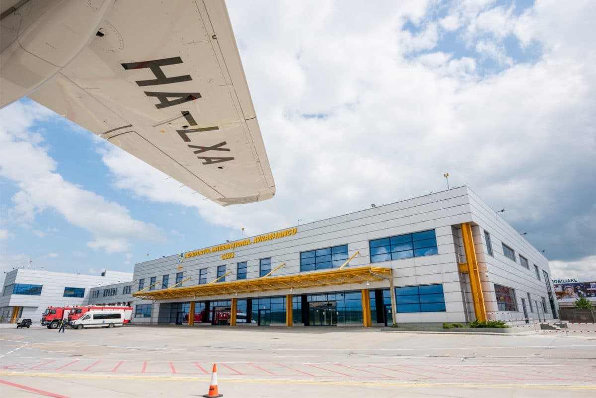 ROMATSA: Un angajat de la aeroportul din Cluj, suspectat că a consumat substanțe interzise în timpul serviciului / Accesul i-a fost suspendat în toate locațiile instituției