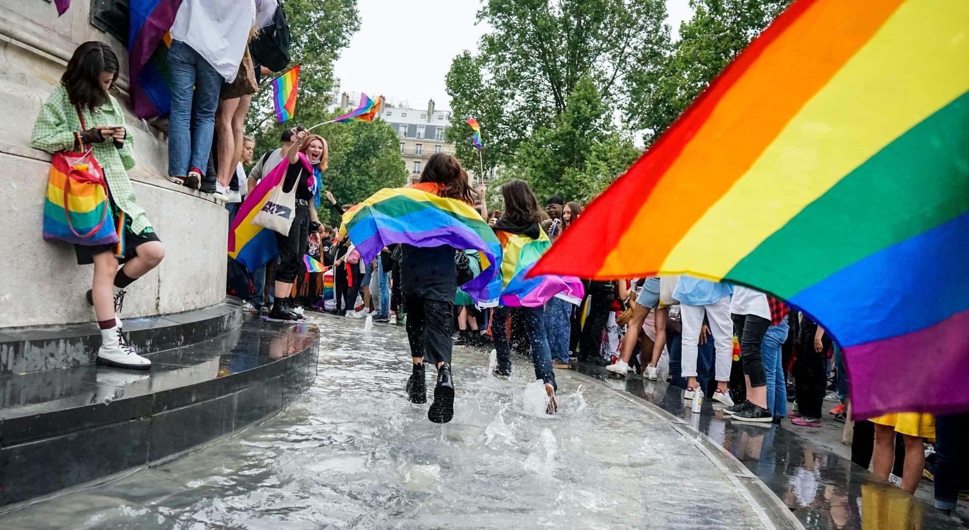 Curtea de Justiție a Uniunii Europene cere abrogarea unei legi din Ungaria care restricționează accesul minorilor la conținut LGBTQ