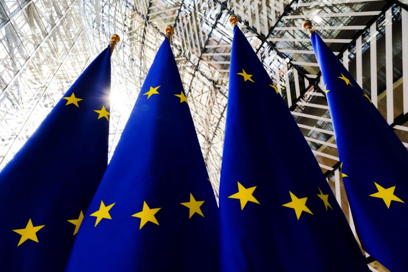 România continuă să se confrunte cu dezechilibre macroeconomice excesive, e una dintre concluziile raportului Comisiei Europene / Ce recomandări a primit România