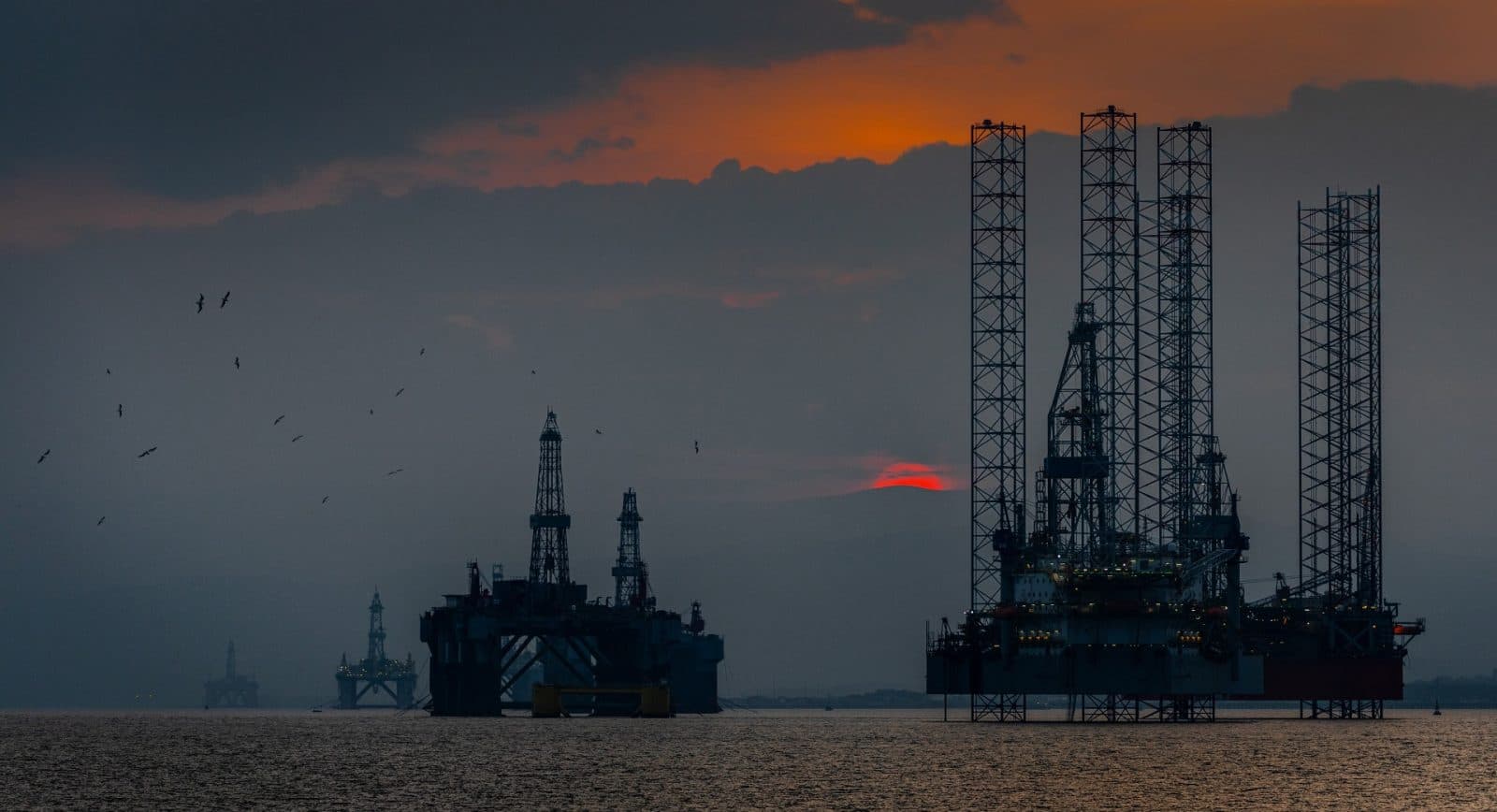 Viitorul prețurilor petrolului ar putea depinde de China