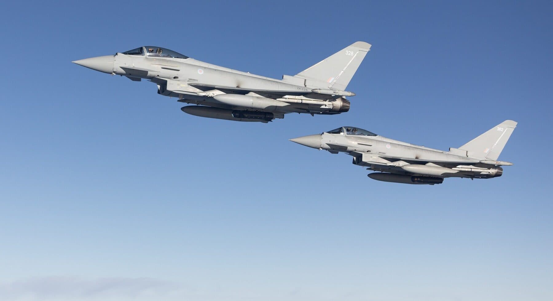 Patru aeronave Eurofighter Typhoon ale Forţelor Aeriene Italiene și 180 de militari au ajuns în România