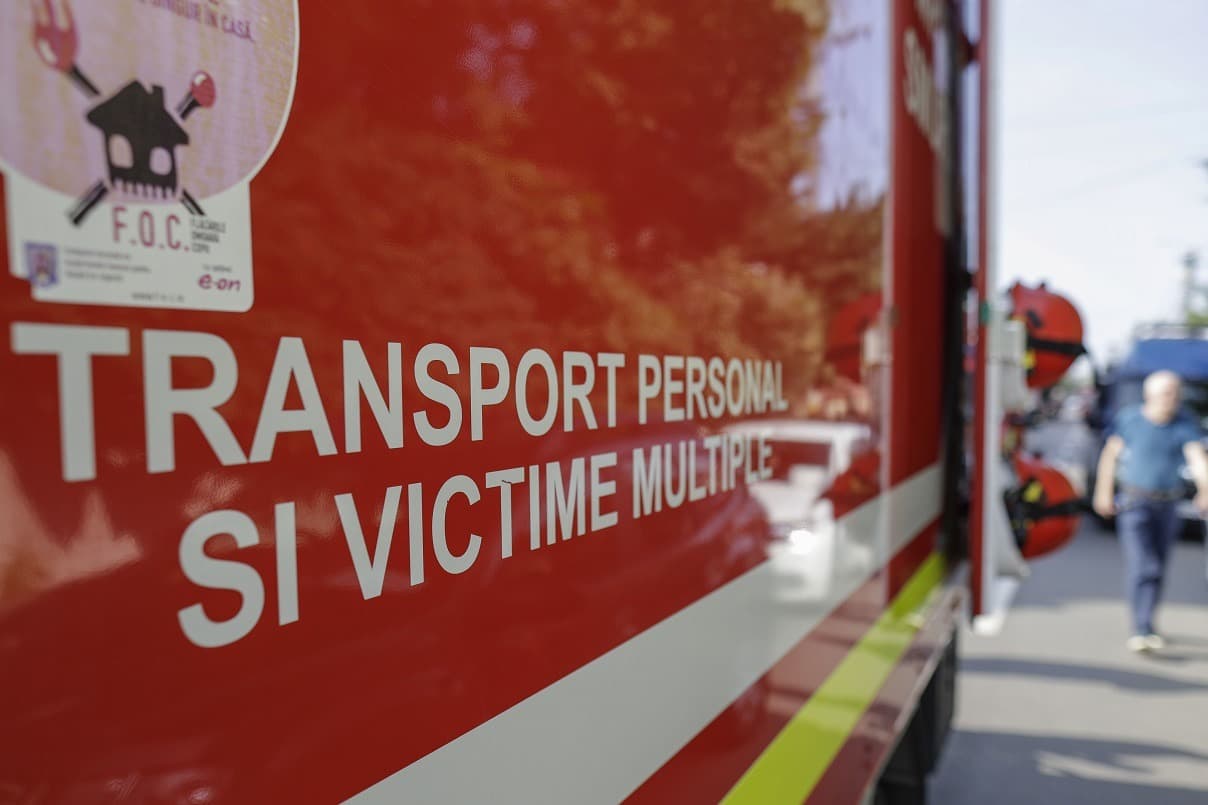 Nou accident grav în judeţul Sibiu - Trafic blocat pe DN 1, din cauza unui eveniment în care au fost implicate patru maşini / Mai multe persoane, evaluate de medici / A fost activat Planul Roşu de Intervenţie