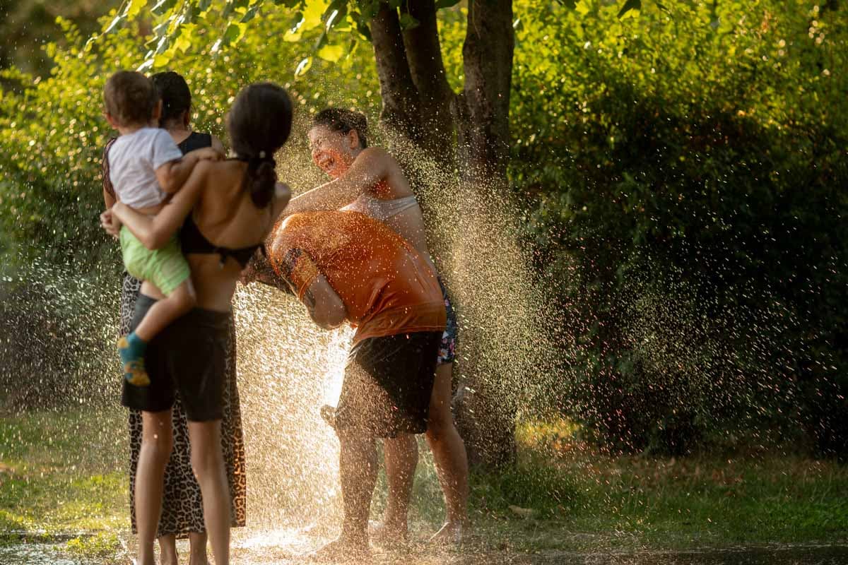 Cod roșu de caniculă în aproape toată țara / Temperaturile vor ajunge până la 41 de grade Celsius / Restricții de circulație pe șosele