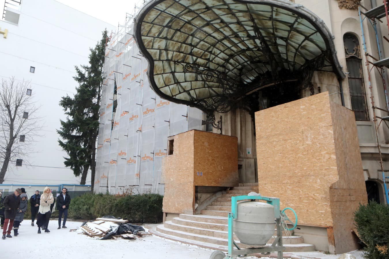 Două comisii fac verificări la Muzeul Enescu, unde obiecte de patrimoniu sunt păstrate în containere / ”Fără concluziile fiecăreia dintre aceste două comisii, nu putem avea un rezultat”