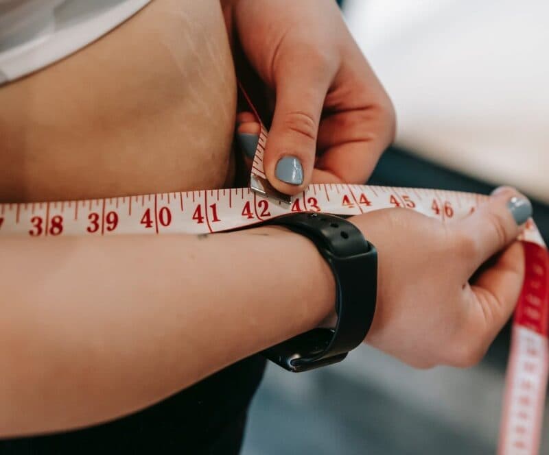 Tratamentul obezității: De ce nu slăbesc toți pacienții la fel și ce dietă ajută cu adevărat / Exemplu de meniu pentru slăbit, recomandat de dr. Sorina Ispas