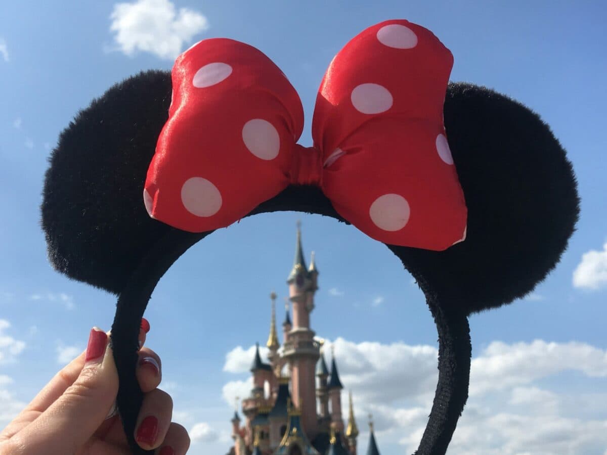 Interviu al fostului director Disney pentru FT: Cum a ratat achiziționarea francizei James Bond, a renunțat la preluarea Twitter cu câteva ore înainte de finalizarea tranzacției și a purtat discuții privind o fuziune cu Apple