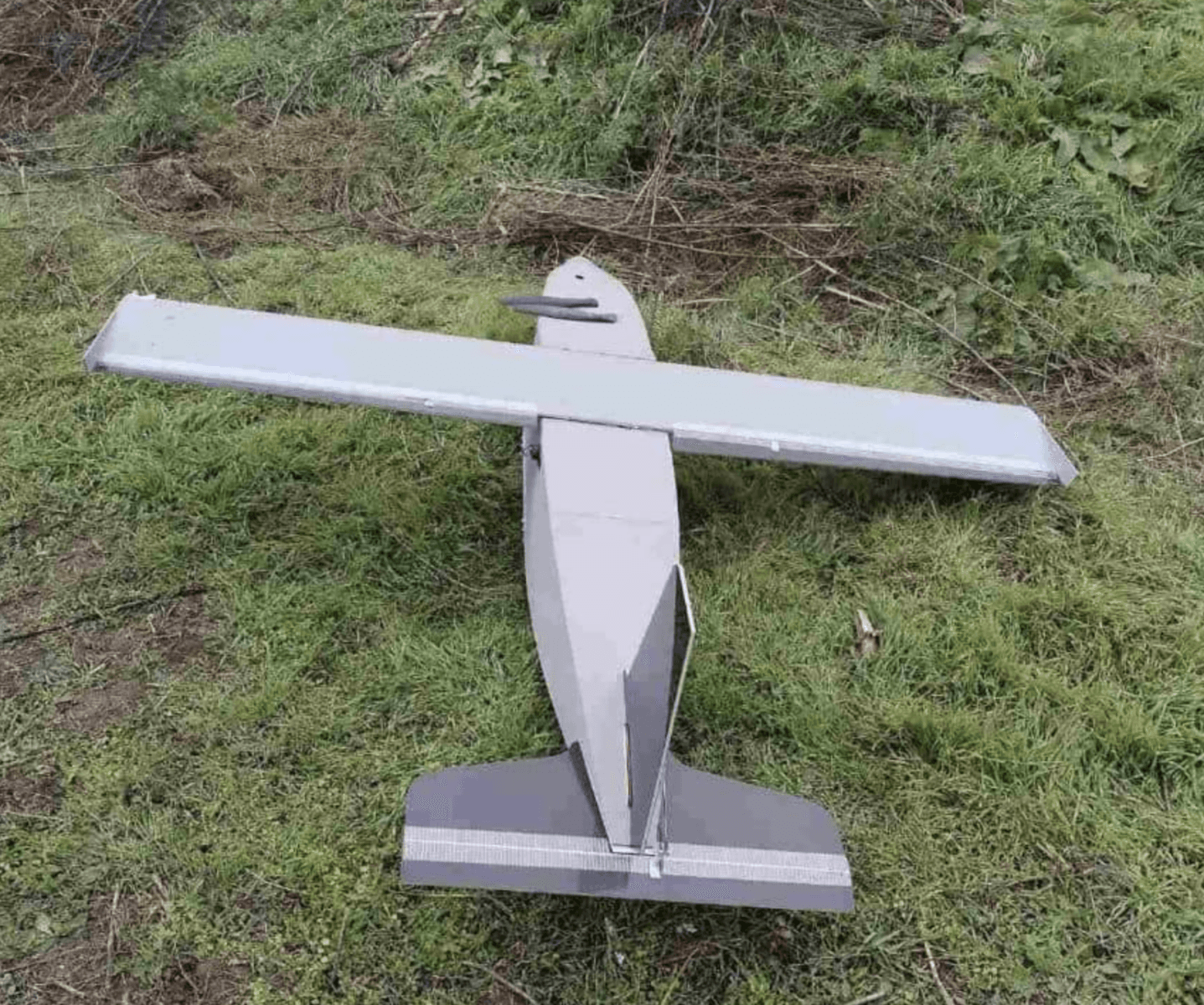 Polițiștii moldoveni au deschis o anchetă după ce o dronă a explodat într-un sat din Orhei / Nu sunt victime