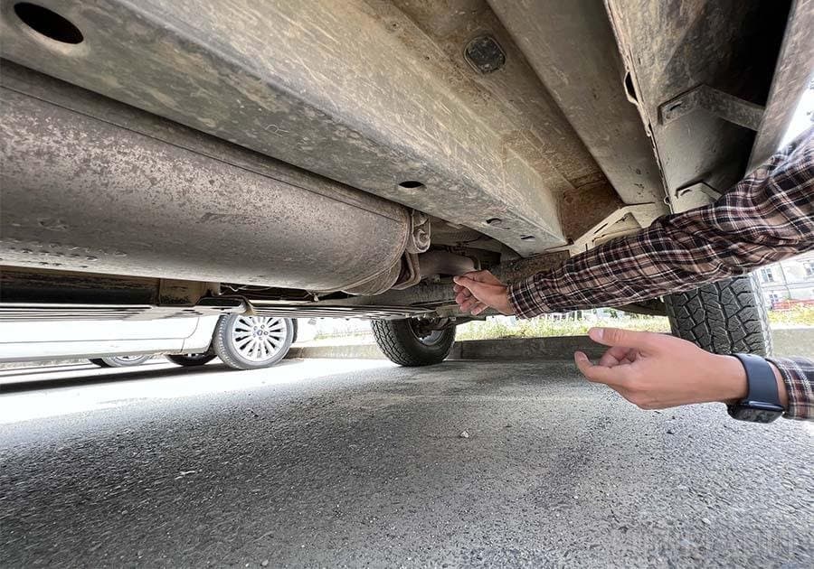 Cinci bărbaţi, sub control judiciar în Mureș pentru furtul a 1,5 tone de monolit ceramic / Acesta e folosit pentru catalizatoarele auto