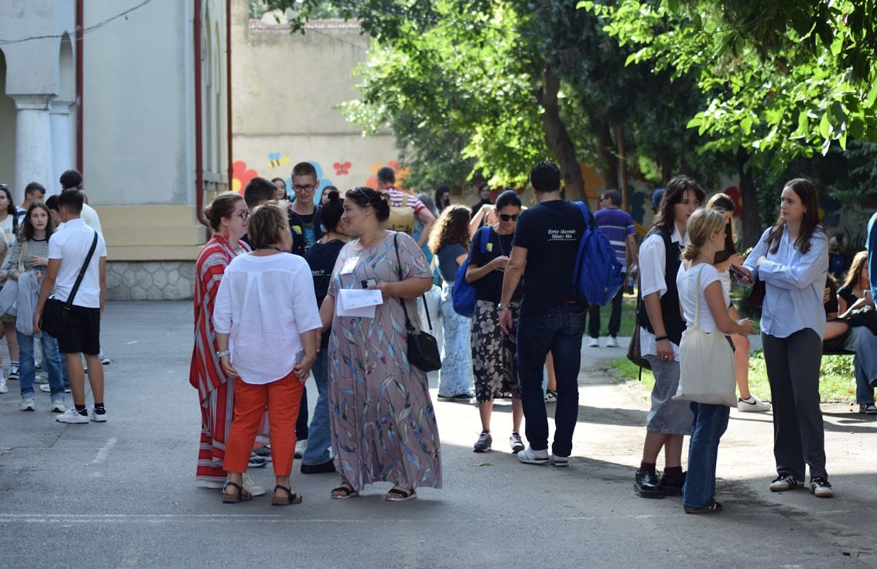 Patru licee tehnologice din județul Olt cu zero promovaţi la Bacalaureat / Un singur absolvent de 10 la Colegiul Naţional „Radu Greceanu” din Slatina
