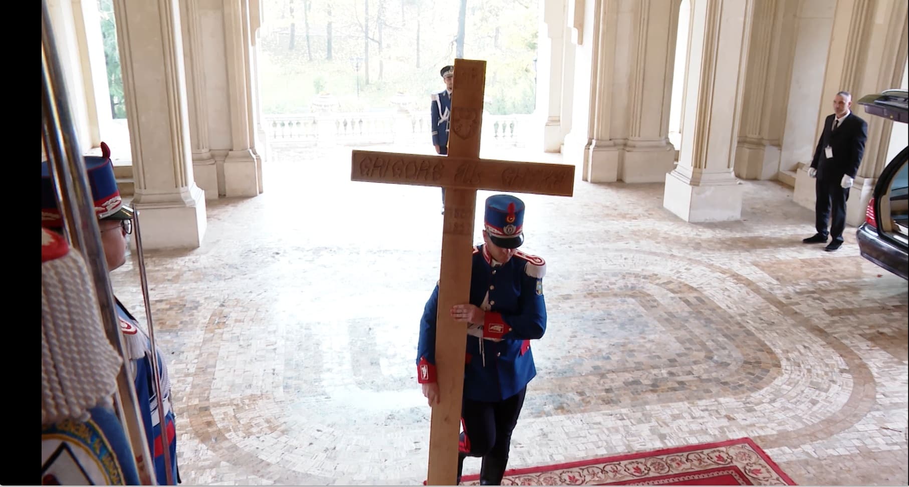 Sicriul cu rămăşiţele domnitorului Grigore Alexandru Ghica, mutat la sediul Jandarmeriei din Iași