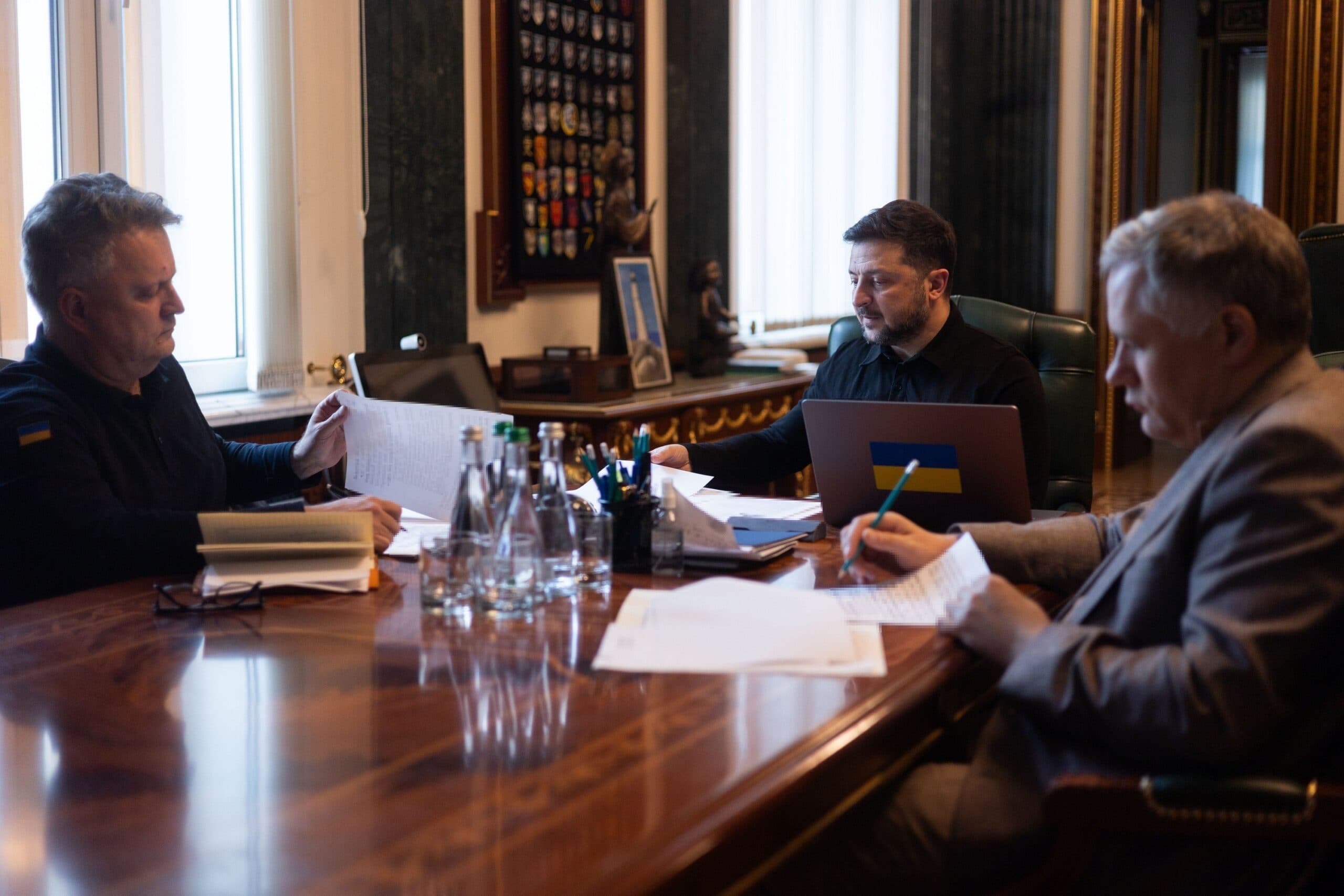 Volodimir Zelenski: Ucraina este pregătită să sprijine securitatea României, așa cum România ne-a ajutat constant să ne apărăm / Rămânem în comunicare permanentă și vom continua să colaborăm pentru a proteja viețile oamenilor