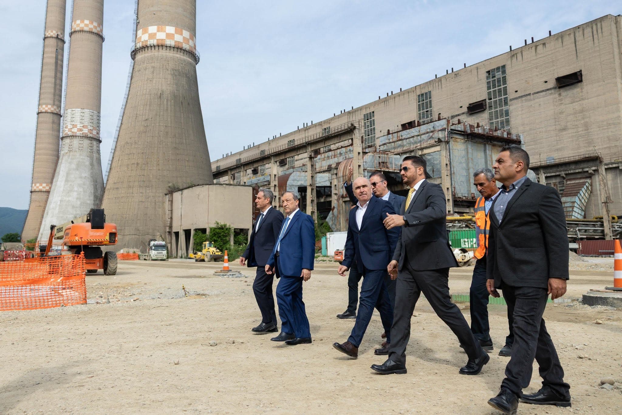 Ilie Bolojan, în vizită la centrala de la Mintia: Va fi cea mai mare centrală pe gaz din UE