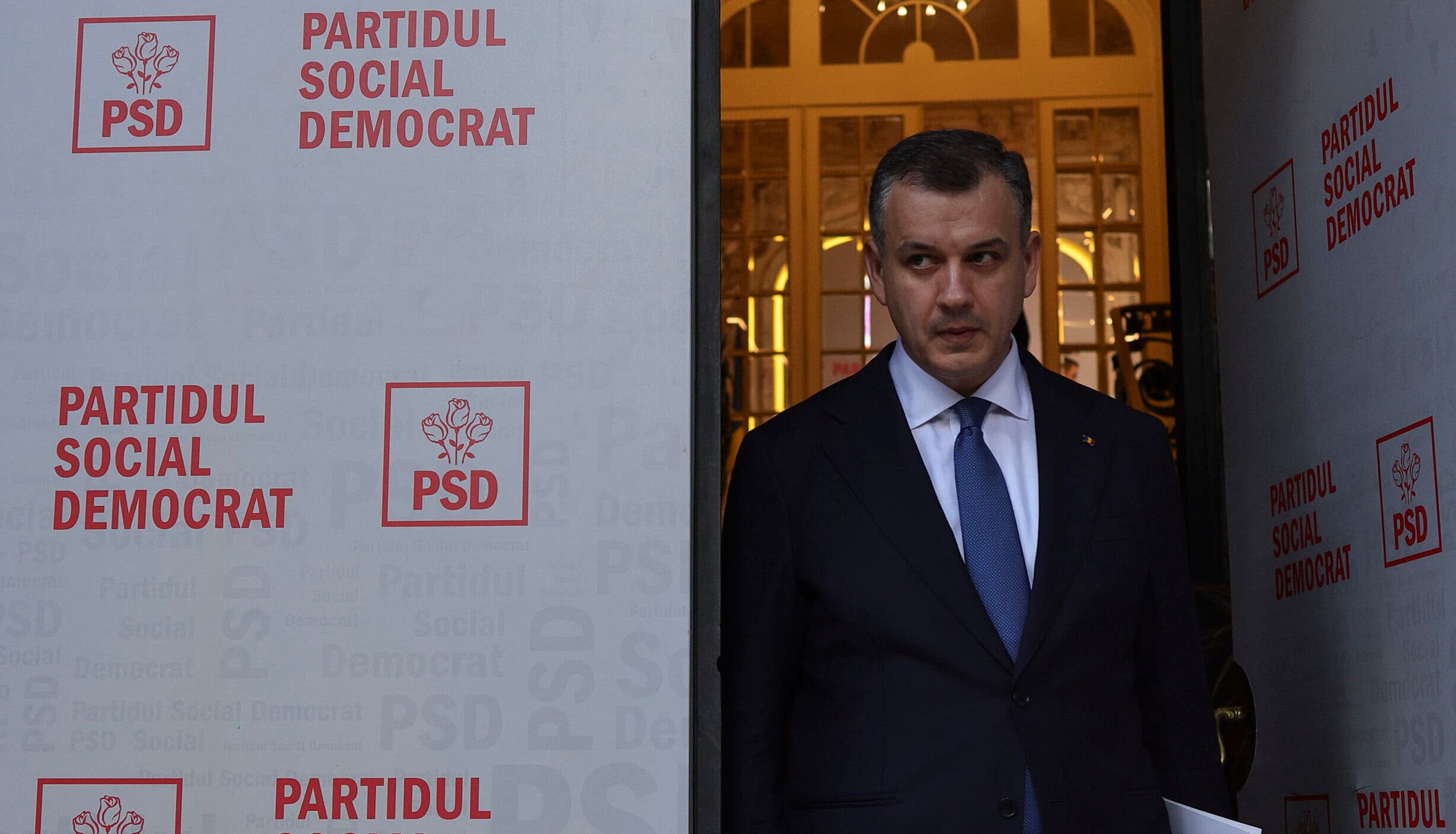 Cei trei oameni plasați de PSD în ministere-cheie din guvernul Tomac