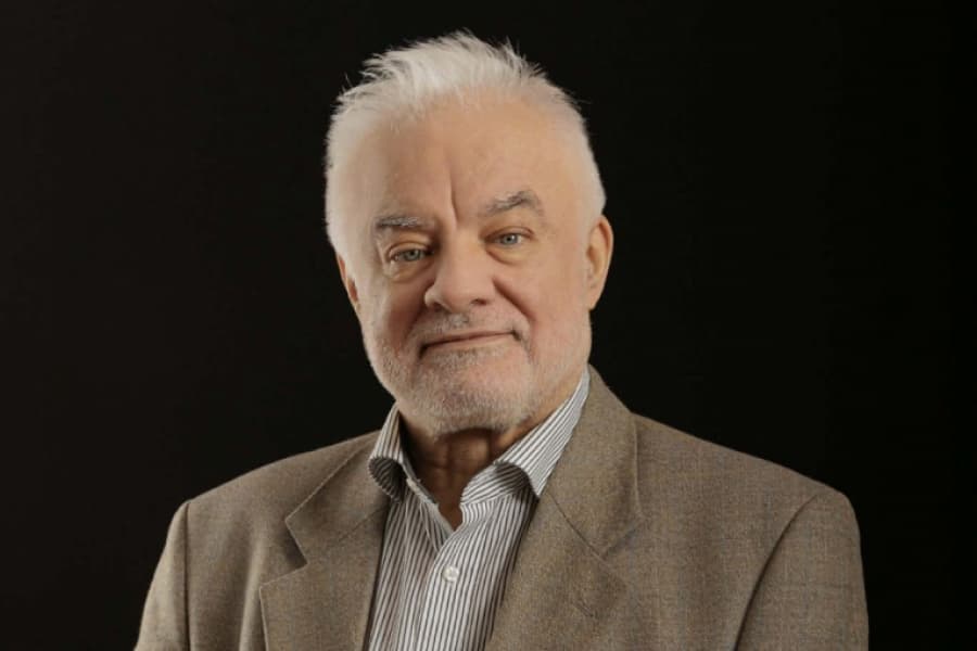 Eugen Rădulescu, consilier al guvernatorului BNR: „Riscul unui scenariu ca în Grecia este din ce în ce mai pronunțat” / „Dacă pui impozit progresiv pe salariu, ești idiot sau dușmanul țării!”