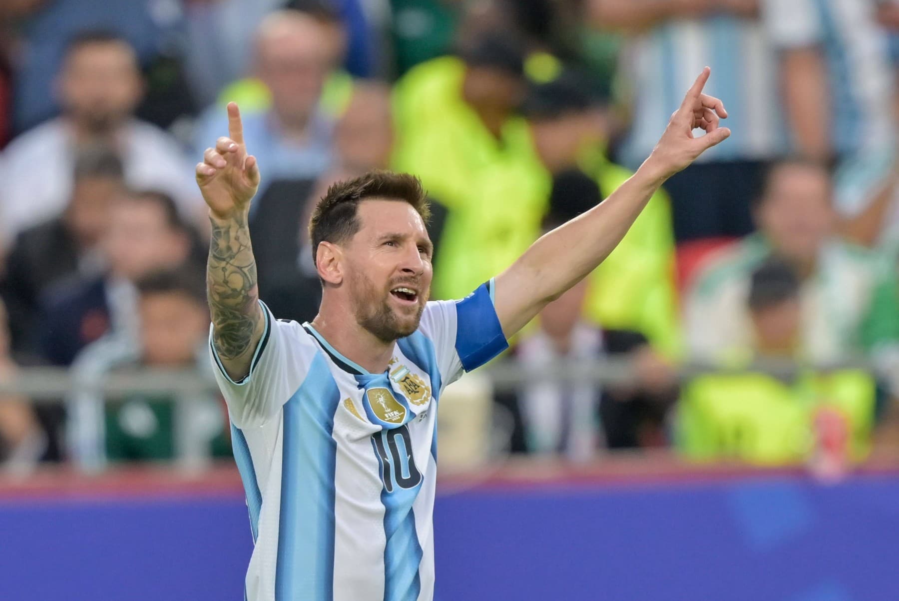 VIDEO: Statuia gigant a lui Messi, motiv de ironii pe rețelele sociale: „Săracul Lionel”