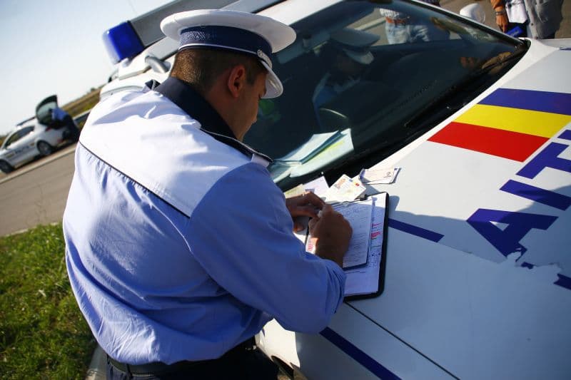 Închisoare cu executare pentru un avocat vasluian. Nu a ratat aproape nicio infracțiune de circulație din Codul Rutier