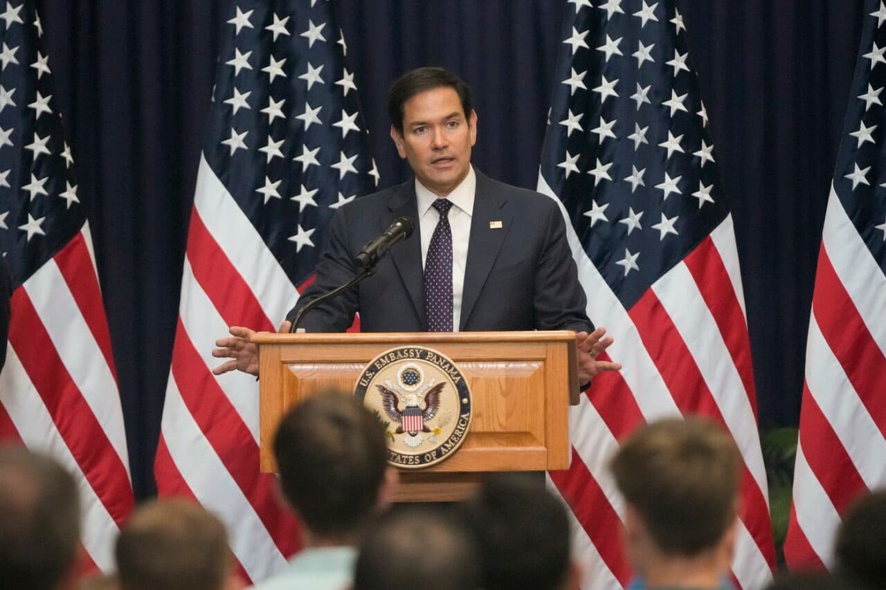 Marco Rubio avertizează că Havana reprezintă o amenințare pentru SUA, în timp ce regimul cubanez respinge acuzațiile ca fiind „minciuni”