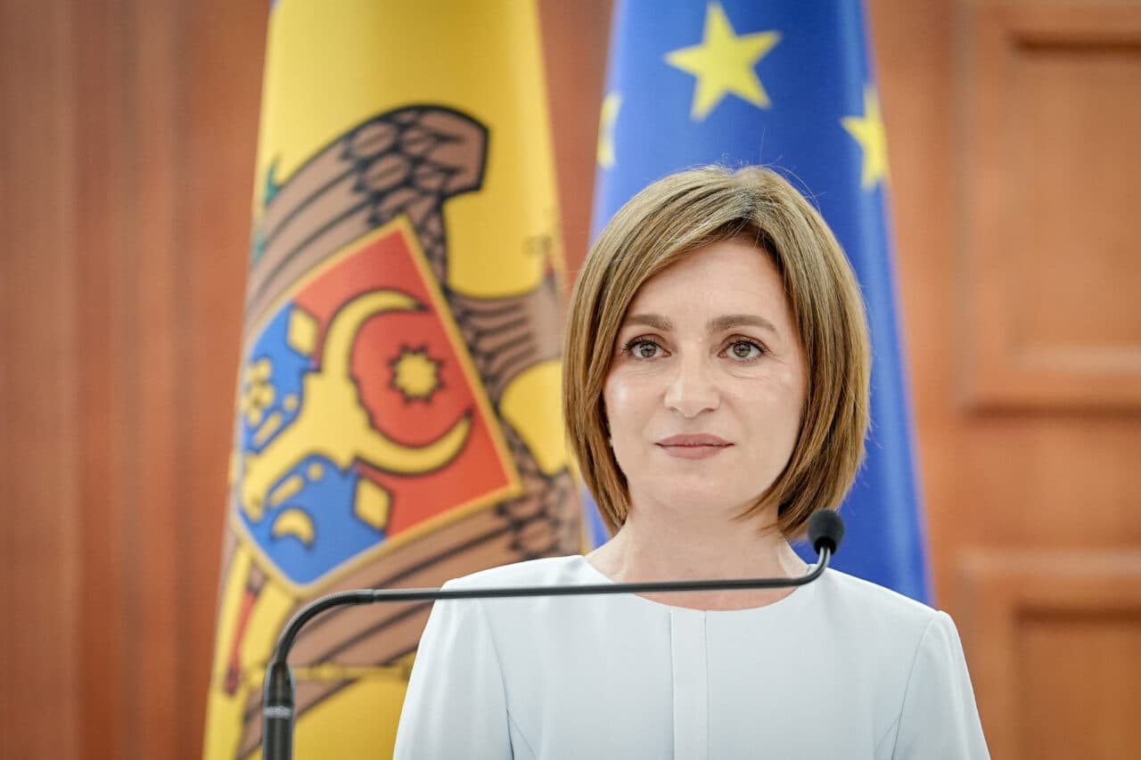Maia Sandu a condamnat ferm incidentul în care o dronă rusească s-a prăbușit peste un bloc din Galați: „Războiul Rusiei afectează întreaga regiune”