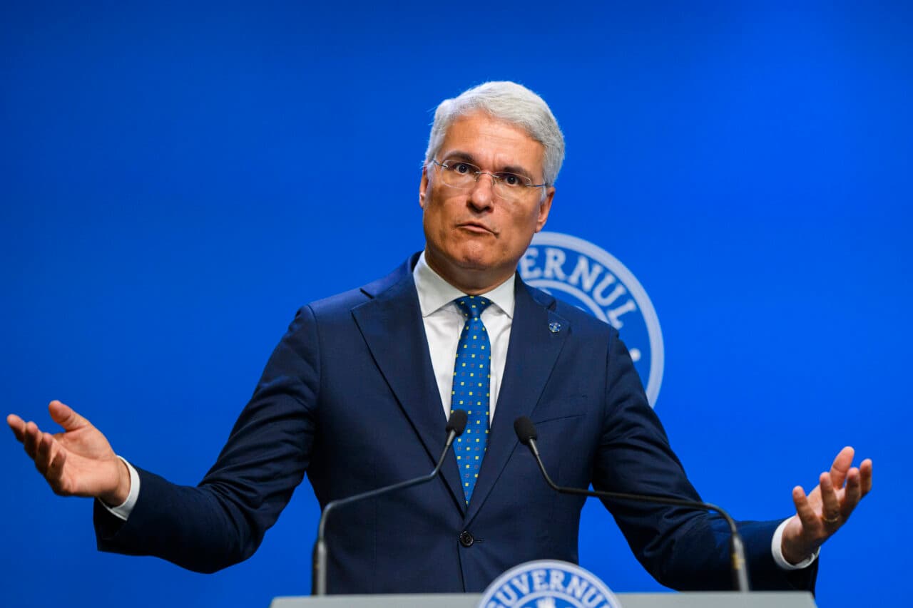 Pîslaru se laudă că România primește 3 miliarde de euro prin PNRR, deși a pierdut de două ori mai mult. Statul riscă penalizări majore