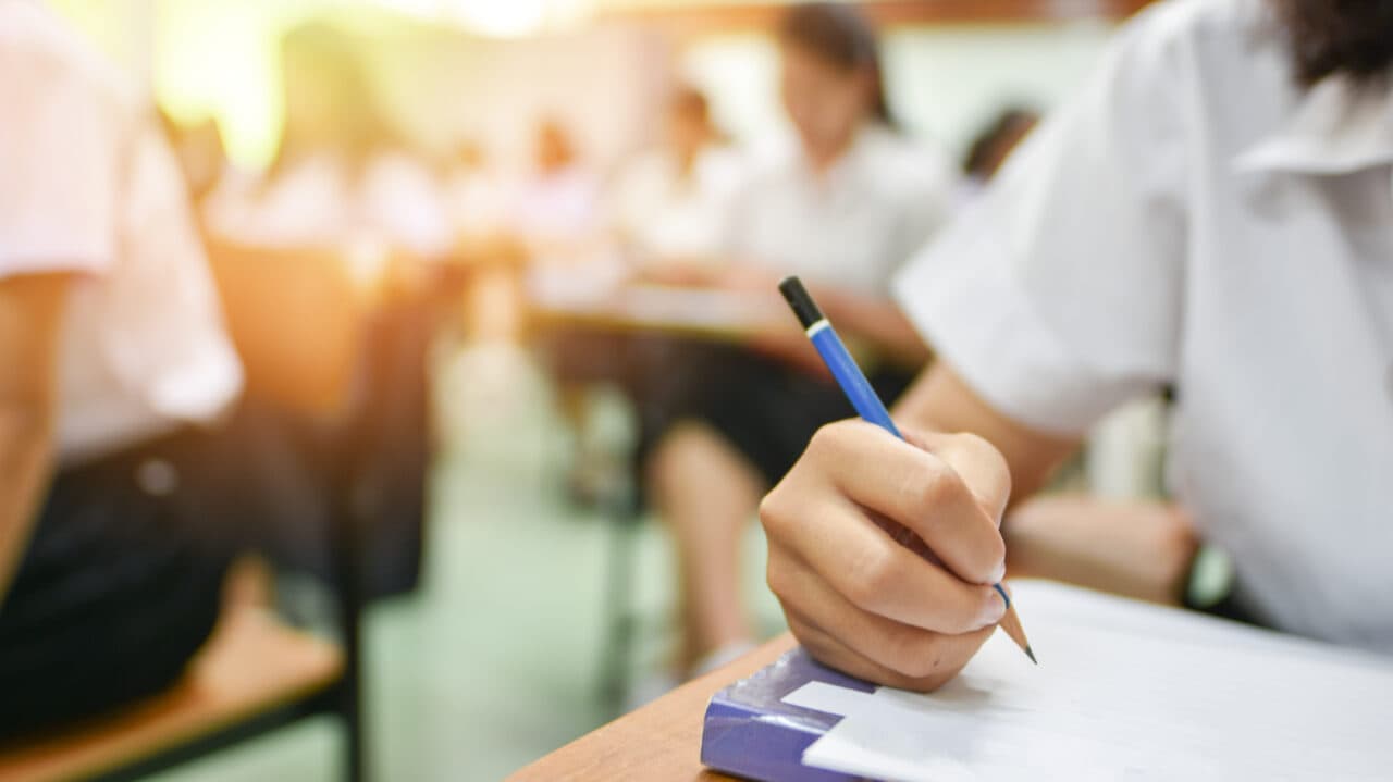 Elevii susțin azi proba la alegere a profilului pentru simularea Bacalaureatului 2026
