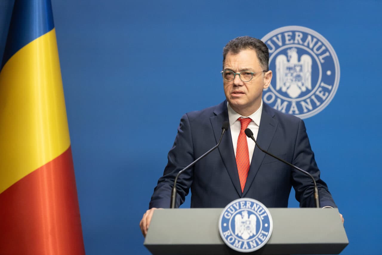 Secretarul general al Guvernului, Ştefan-Radu Oprea (PSD), a demisionat din funcţia de secretar general al Guvernului