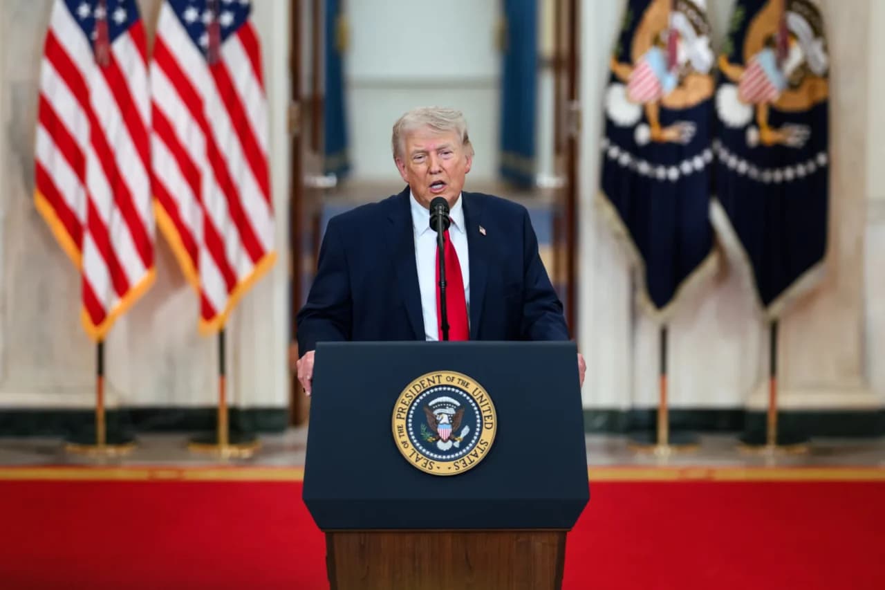 Trump dezvăluie un acord de pace SUA-Iran. „Detaliile vor fi anunțate în curând”. Ce s-a decis legat de Strâmtoarea Ormuz