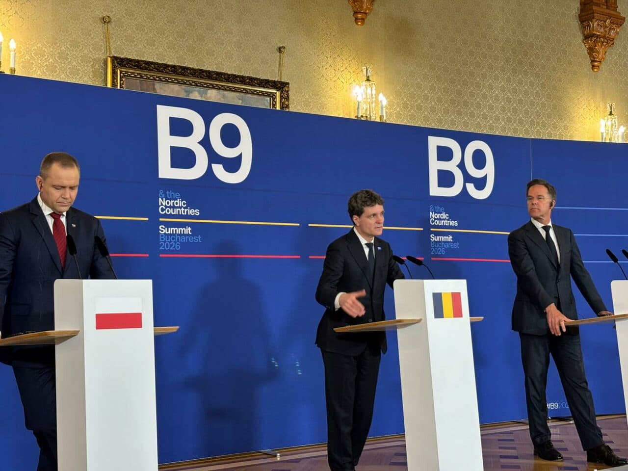 Nicușor Dan, Mark Rutte și Karol Nawrocki, conferință comună după Summitul B9 de la București