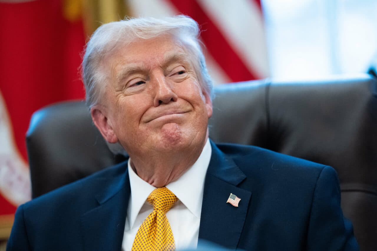 Trump anunță că Iranul „își dorește cu adevărat să încheie o înțelegere” cu SUA. „Stați liniștiți, totul se va termina bine”