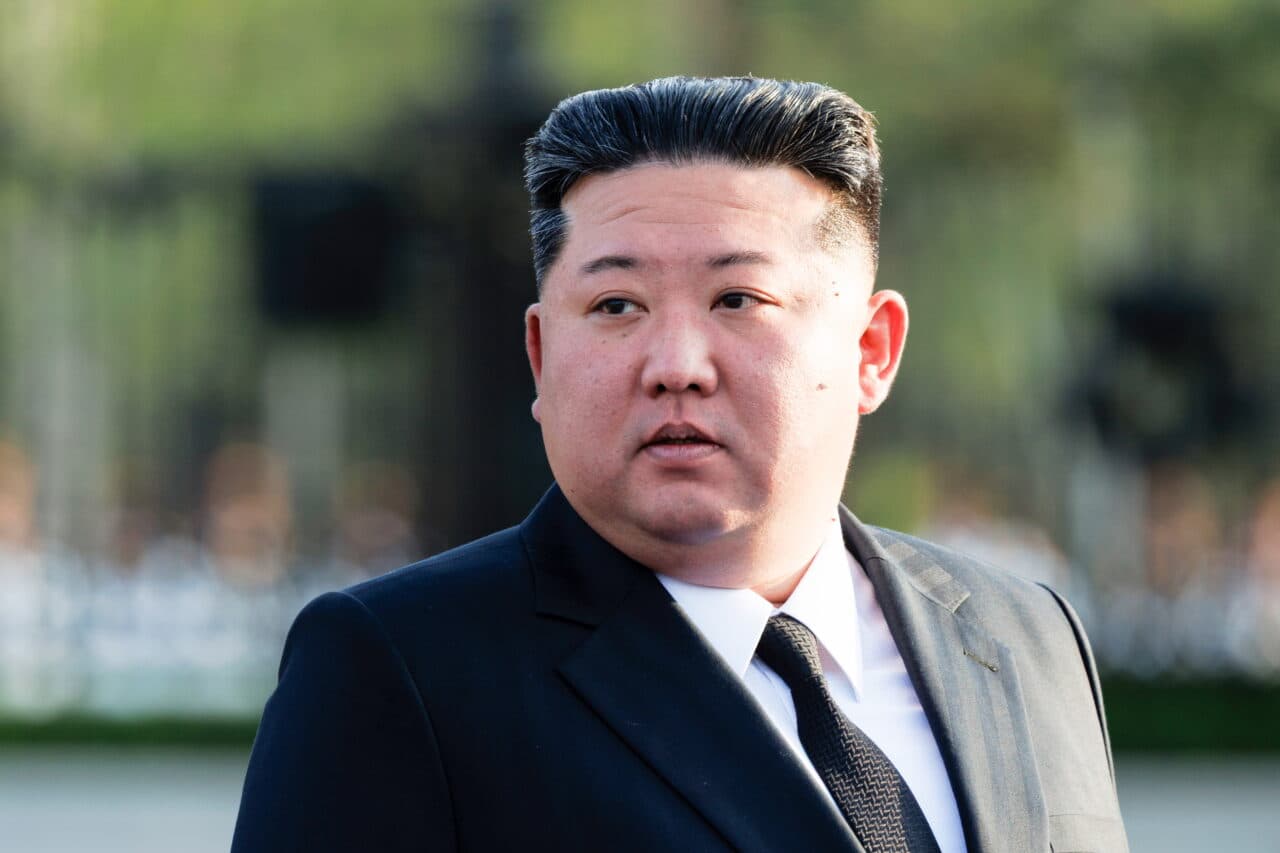 Coreea de Nord va lansa un atac nuclear în cazul în care Kim Jong-un va fi ucis. Ce l-a făcut pe liderul de la Phenian să modifice Constituția