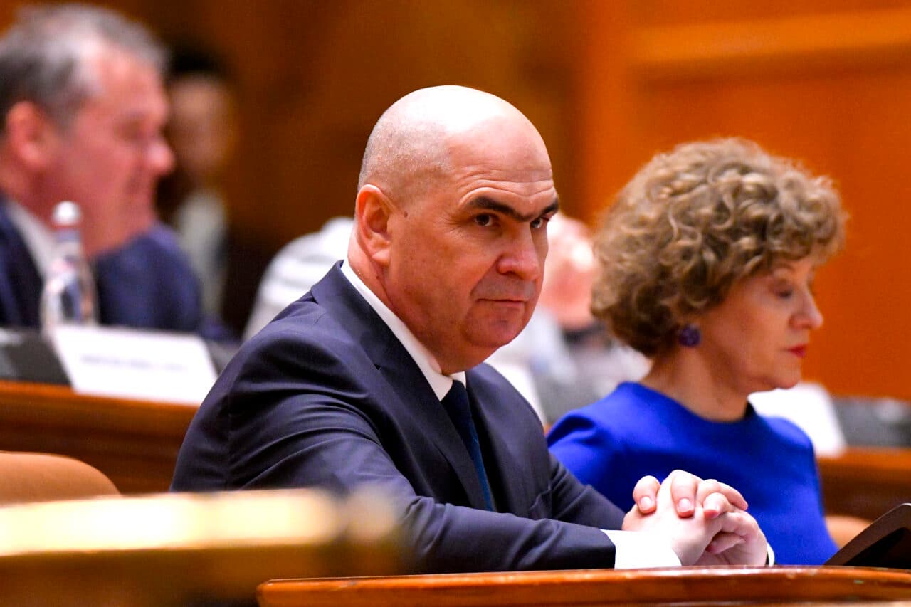 Criza politică din România, discutată intens în presa maghiară: „Dacă guvernul cade, România ar intra într-o perioadă de incertitudine mai profundă“