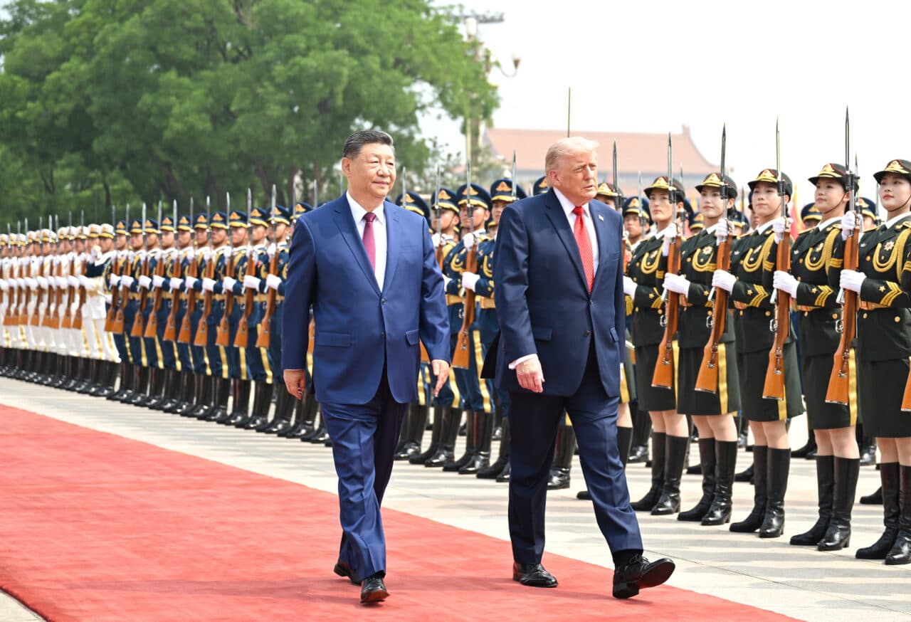 Ce a obținut Trump din vizita în China. Președintele american a părăsit Beijingul cu puține concesii și cu multe cuvinte calde din partea lui Xi