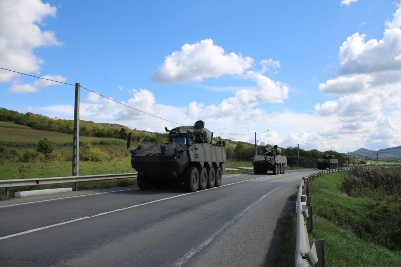 Coliziune între blindate ale Armatei Române în Sălaj: 11 militari răniți. Cum se simt victimele