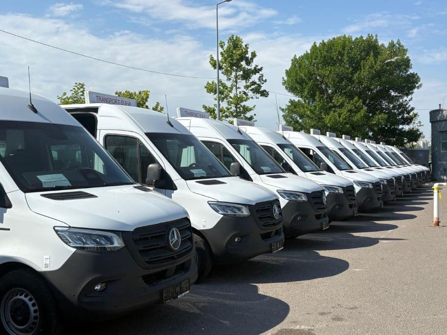 Consiliul Concurenței investighează “Jaful Național – Microbuze electrice”, despre care Gândul a scris pe larg. Patru companii sunt suspectate de manipularea licitațiilor