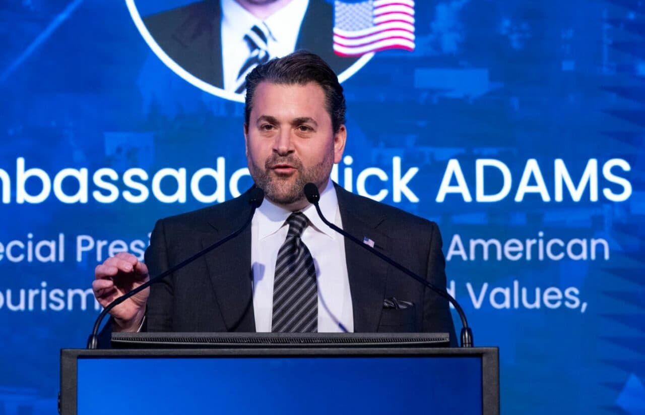 Nick Adams: „Îmi doresc ca românii să se îndrăgostească de America cunoscând-o direct, așa cum și eu m-am îndrăgostit de țara și de poporul d-voastră”