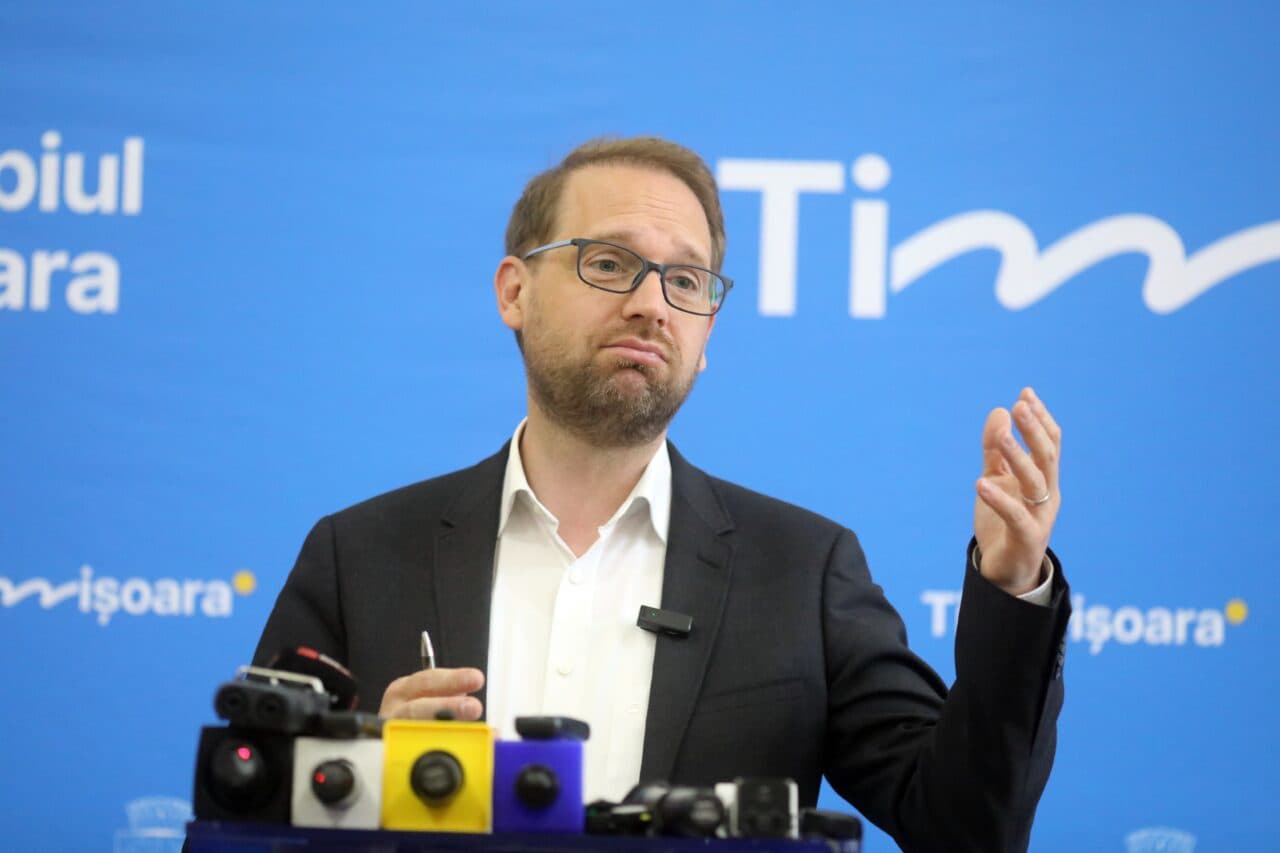 Instanța supremă decide astăzi dacă Dominic Fritz pierde șefia USR și a Primăriei Timișoarei. Procesul cu ANI, la final