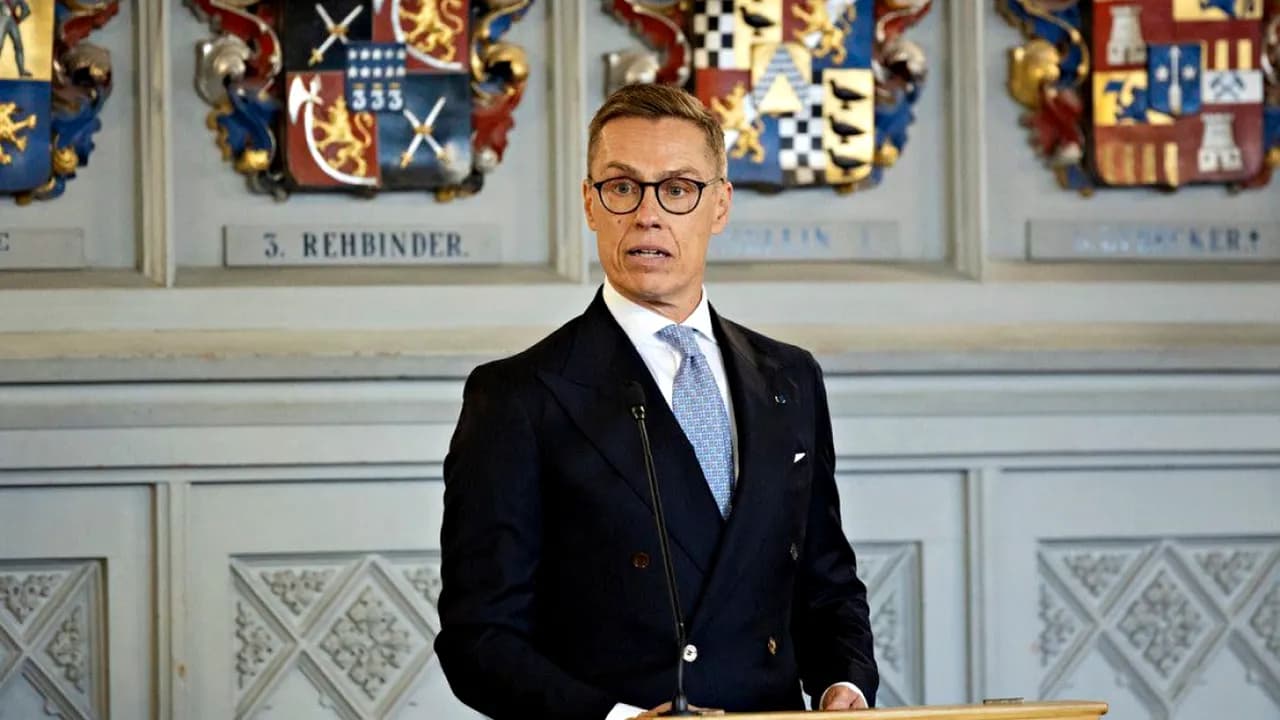 Președintele Finlandei nu crede că Vladimir Putin va ataca Europa și cere începerea negocierilor de pace cu Rusia. Ce argumente aduce
