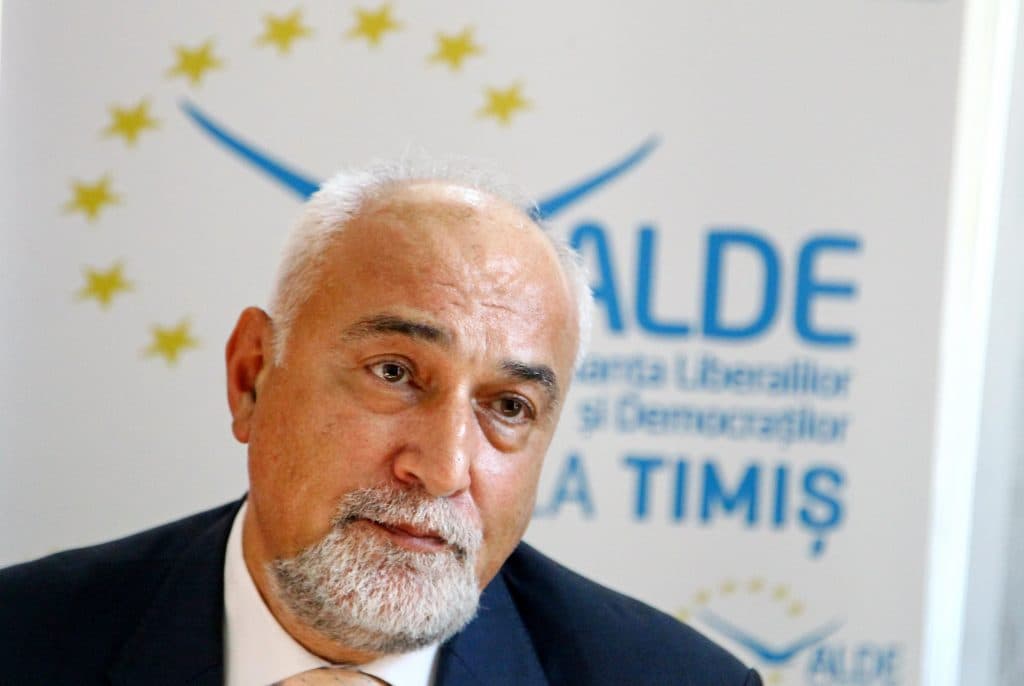Varujan Vosganian anunță că liberalii din ALDE vor boicota Congresul Extraordinar al PNL. Bolojan, comparat cu Lenin