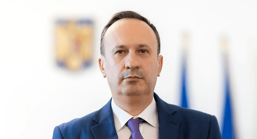 Un fost ministru de Finanțe îl acuză pe Bolojan că a împrumutat România mai mult decât oricare premier din istorie
