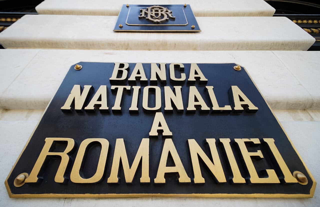 BNR anunță că ratele românilor nu vor scădea. Cum arată economia României