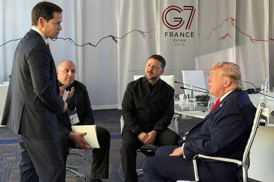 Zelenski a salutat decizia lui Trump privind aprobarea producției de rachete americane în Europa și Ucraina