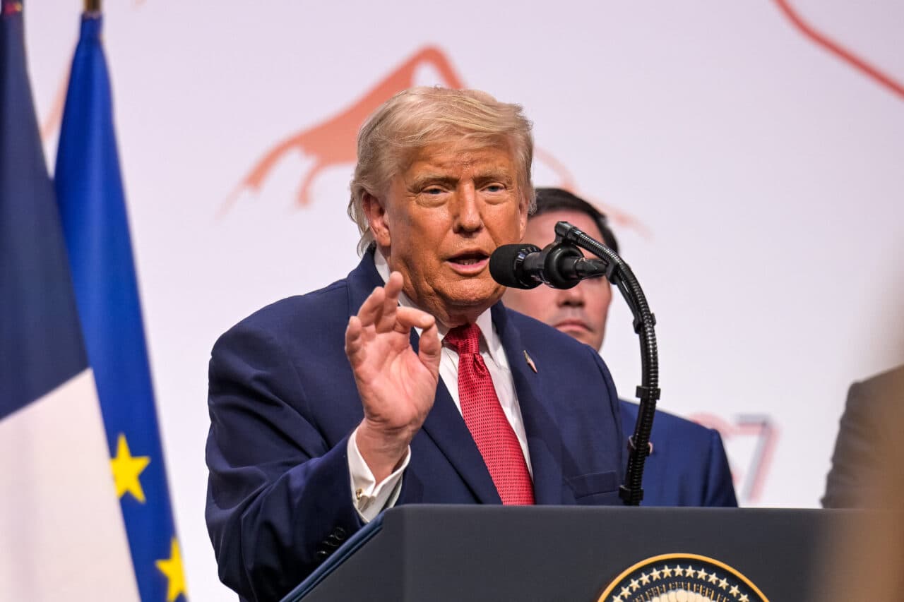 Trump susține că Iranul va cumpăra grâu, porumb și soia din SUA din fondurile scoase de sub sancțiuni. Reacția Teheranului