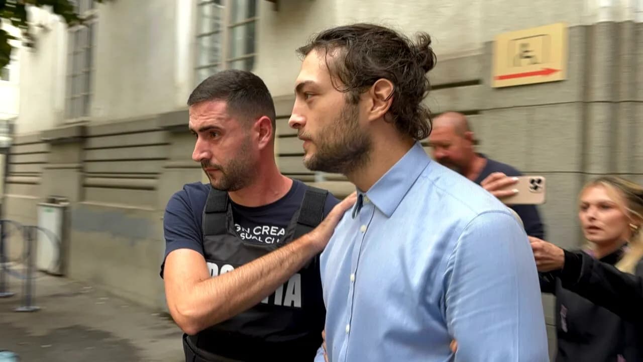 Toto Dumitrescu, internat la Obregia după un incident într-un magazin din Sectorul 4. Poliția a deschis dosar penal