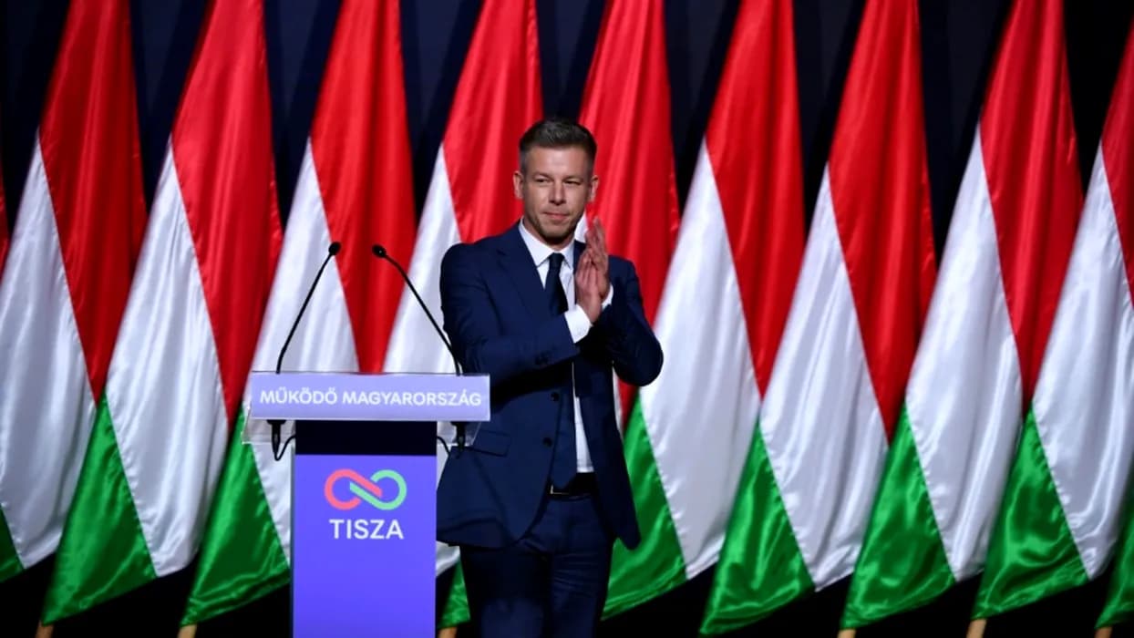 Peter Magyar propune modificarea Constituției Ungariei / Mandatele parlamentarilor, limitate la 12 ani