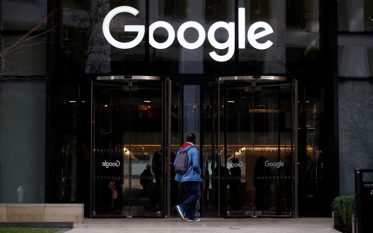 FT: Google a limitat accesul Meta la modelele AI Gemini din cauza constrângerilor de capacitate