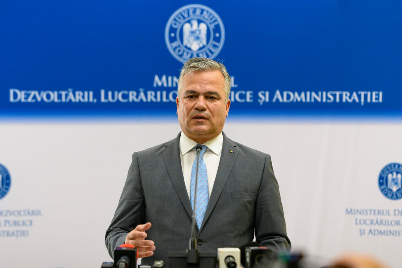 PNL reacționează după ce Adrian Veștea a sfidat ultimatumul dat de Bolojan pentru depunerea mandatului. Mesajul liberalilor pentru Nicușor Dan