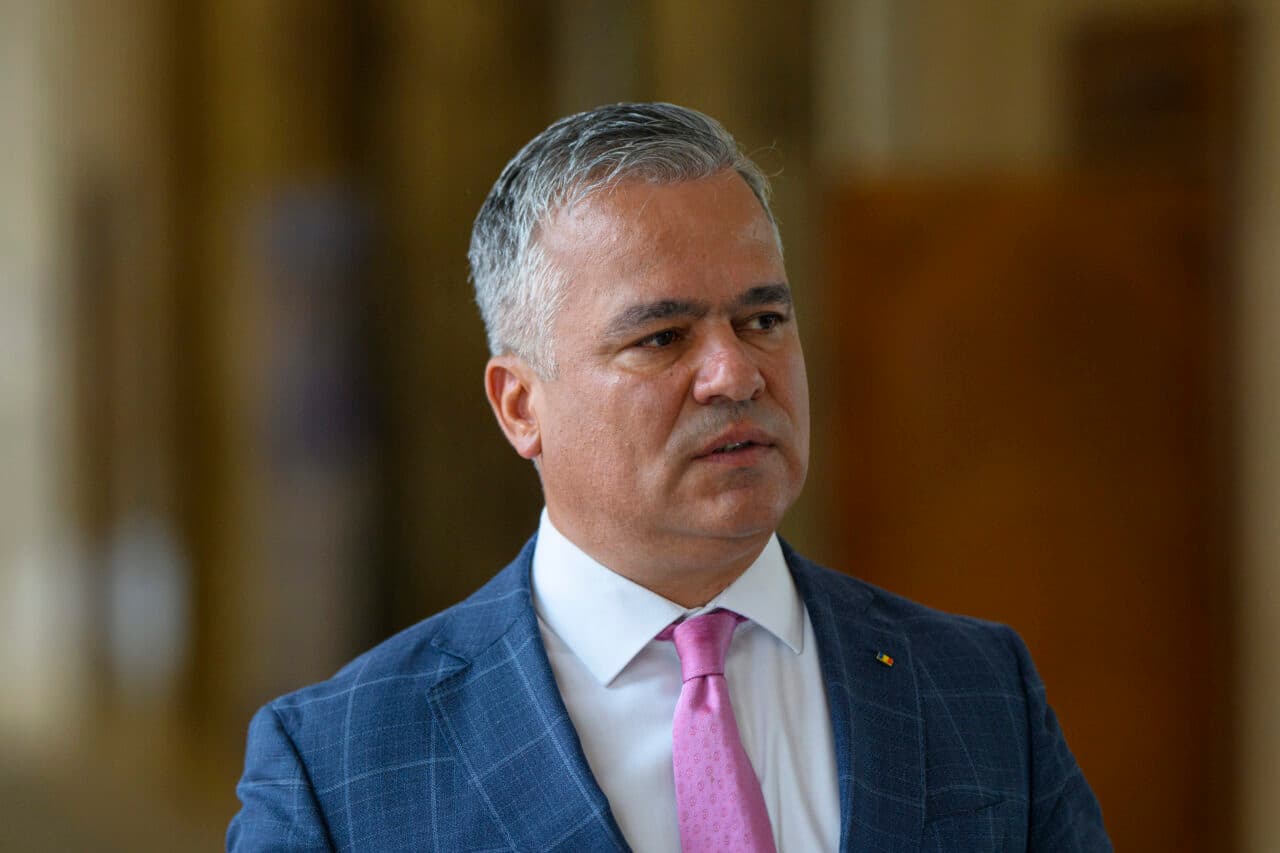 Ce a discutat Adrian Veștea cu Nicușor Dan în ziua întâlnirii de la Vila Lac. Premierul desemnat a dezvăluit de când se știe cu președintele