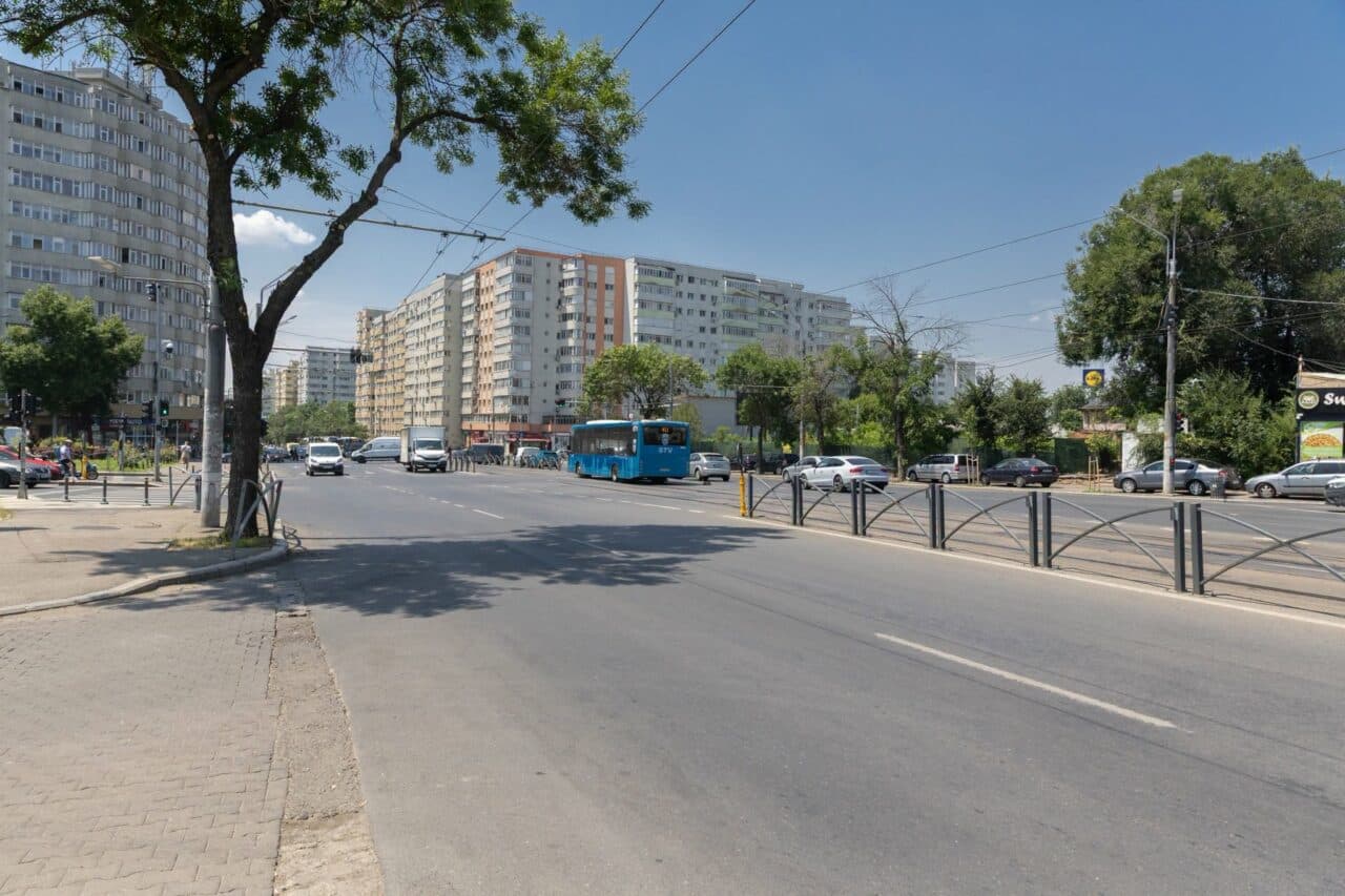 Una dintre cele mai mari și complicate intersecții din București intră în lucrări de reconfigurare. Șoferii vor fi exasperați de durata intervenției