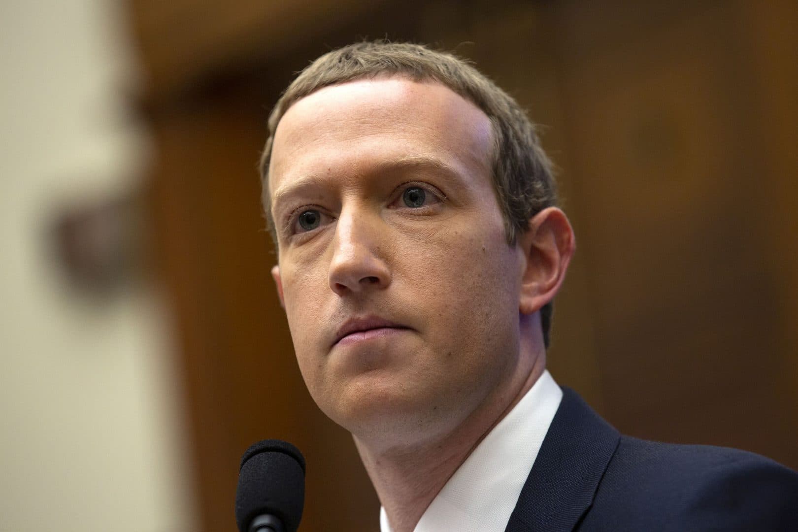 Probleme la Meta după pariul de miliarde de dolari pe AI. Zuckerberg: Investițiile „nu au dat încă roade”